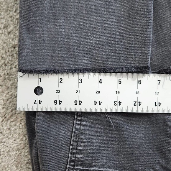 We The Free Girlfriend Jeans Embroidered Floral Cut Off Hem Cotton Blend Size 26 - Picture 10 of 16